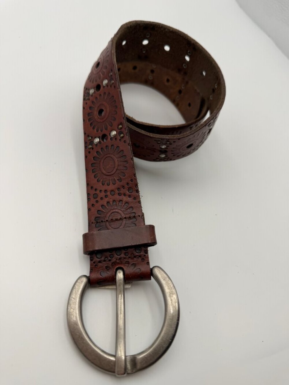 Hand Tooled Floral Leather Belt